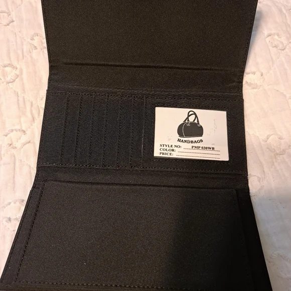 G.R.I.T.S. Wallet - Picture 3 of 8